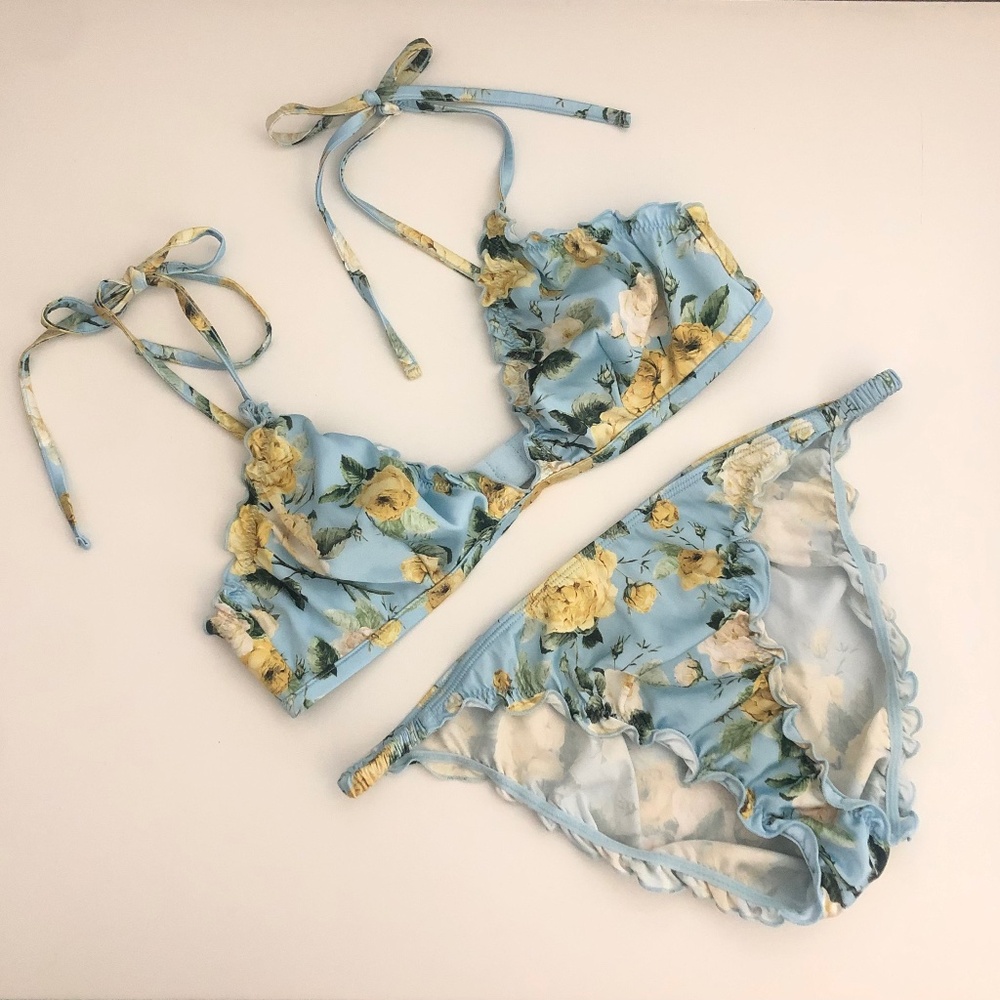 BRIEF AND BRA